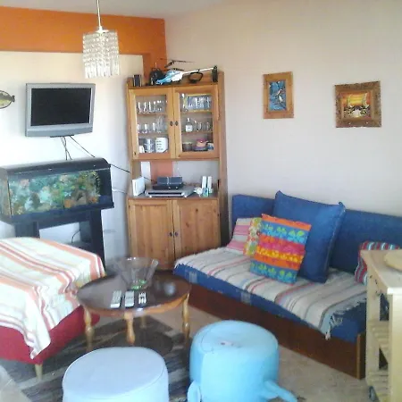 2 Bedrooms Appartement At Leptokarya 100 M Away From The Beach With Sea View Enclosed Garden And Wifi *