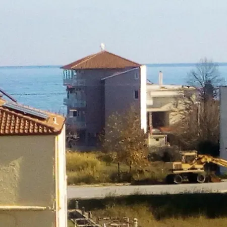 2 Bedrooms Appartement At Leptokarya 100 M Away From The Beach With Sea View Enclosed Garden And Wifi Appartamento *