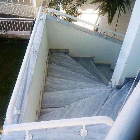 Apartamento 2 Bedrooms Appartement At Leptokarya 100 M Away From The Beach With Sea View Enclosed Garden And Wifi *